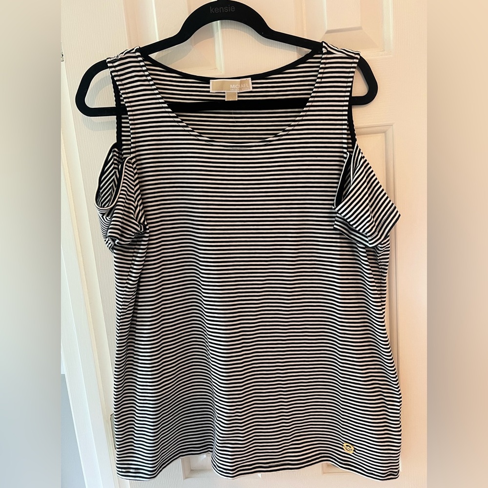 Michael Kors cold shoulder striped top, size XL